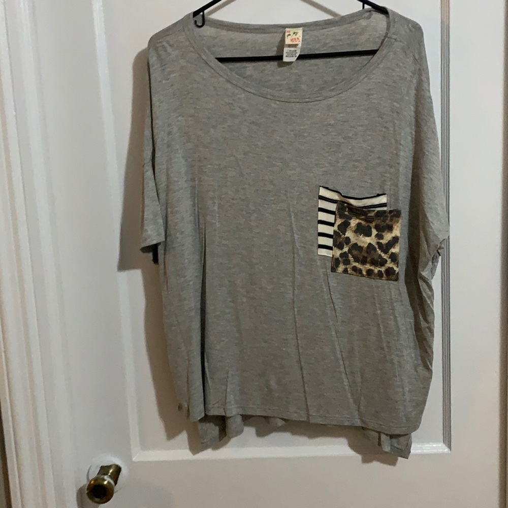 Shirt sleeve shirt with patch pocket. NWOT